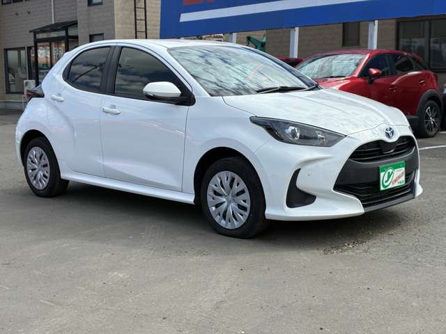 トヨタ ヤリス １．５ ハイブリッド Ｘ Ｅ－ＦＯＵＲ ４ＷＤ R5年 (北海道) 99