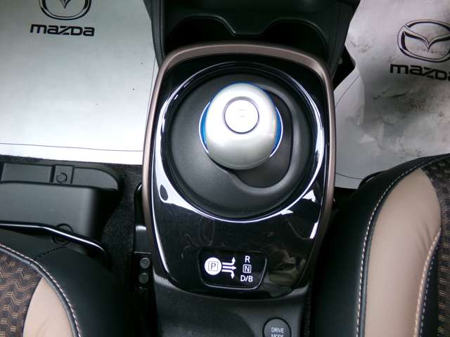 日産 ノート １．２ Ｅ－ＰＯＷＥＲ メダリスト H29年 (東北) 99