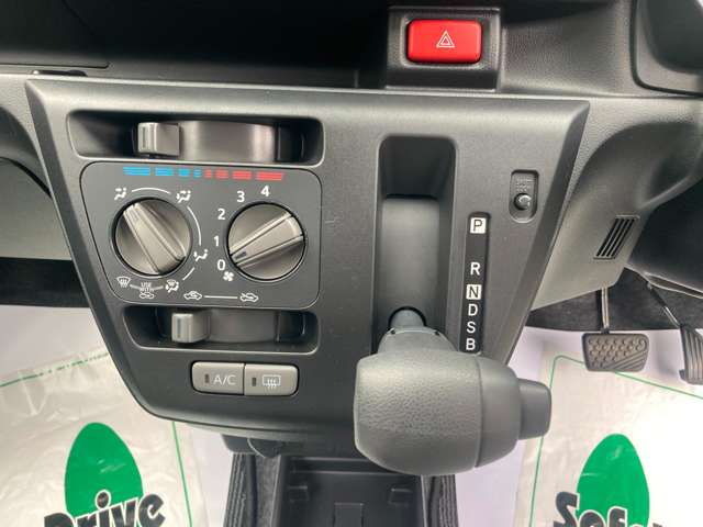 ダイハツ ミラ　イース ６６０ Ｌ ＳＡＩＩＩ R4年 (関東) 99