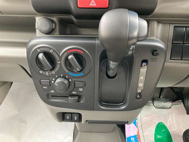 三菱 ミニキャブバン ６６０ Ｍ ハイルーフ R8年 (関東) 99