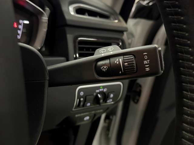 ボルボ Ｖ７０ Ｔ４　クラシック H28年 (関東) 99
