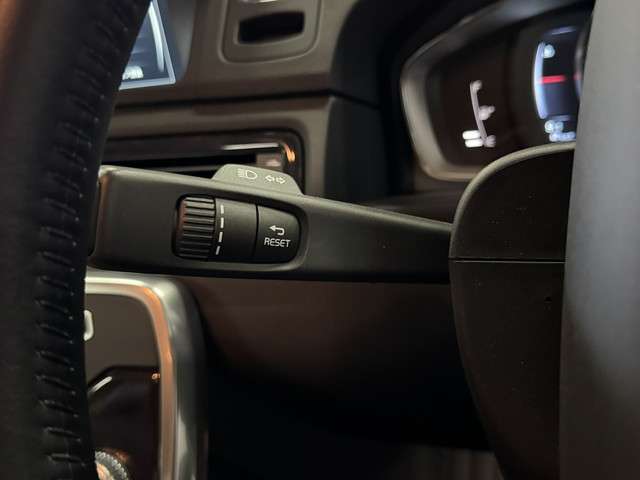 ボルボ Ｖ７０ Ｔ４　クラシック H28年 (関東) 99