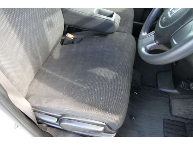 ホンダ Ｎ　ＢＯＸ ６６０ Ｇ H27年 (関東) 99