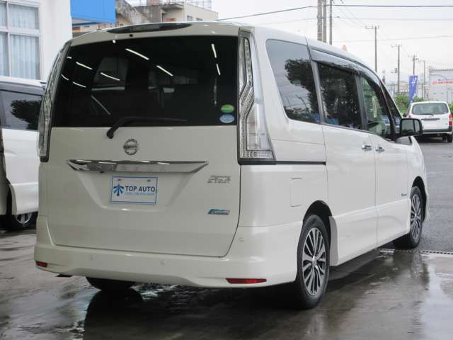 日産 セレナ ２．０ ハイウェイスター Ｖセレクション＋ＳＡＦＥＴＹ Ｓ－ＨＹＢＲＩＤ H27年 (関東) 99