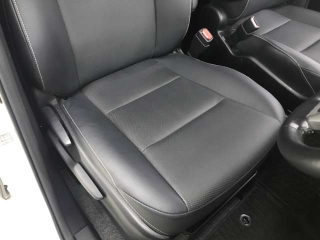 トヨタ エスクァイア ２．０ ＧＩ H26年 (近畿) 99