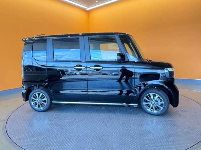 ホンダ Ｎ　ＢＯＸ カスタム ６６０ R8年 (近畿) 99