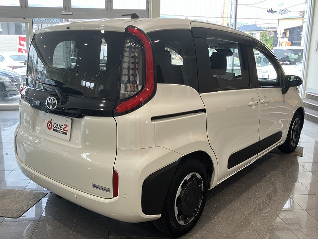 トヨタ シエンタ １．５ Ｚ R5年 (近畿) 99