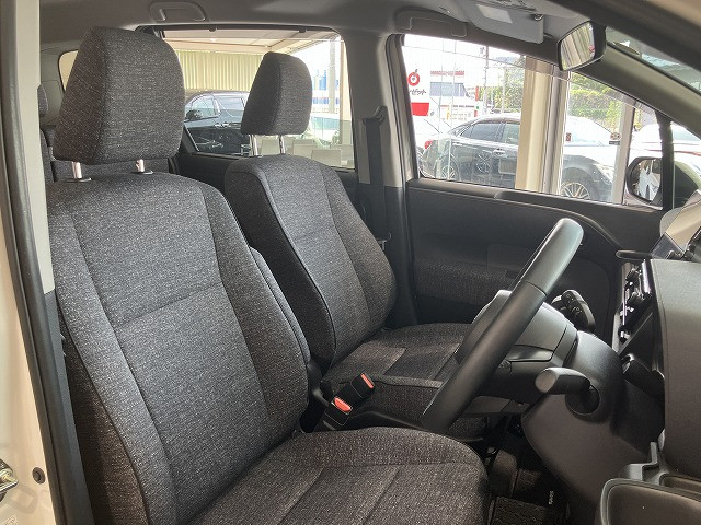 トヨタ シエンタ １．５ Ｚ R5年 (近畿) 99