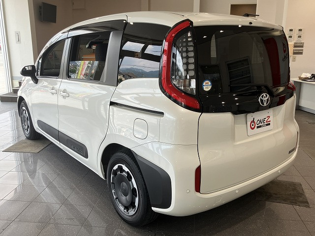 トヨタ シエンタ １．５ Ｚ R5年 (近畿) 99