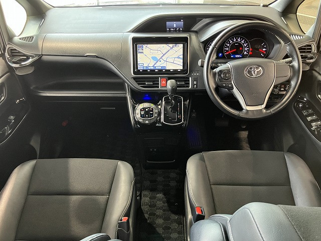 トヨタ ノア ２．０ ＳＩ ＷＸＢ H30年 (近畿) 99
