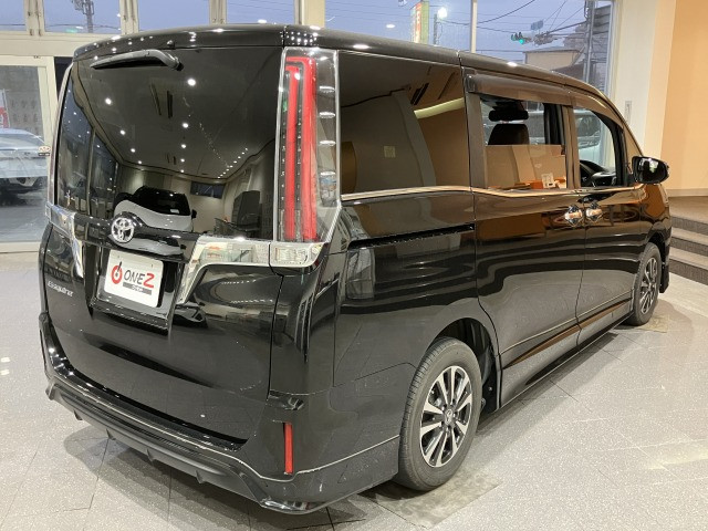 トヨタ エスクァイア ２．０ ＧＩ プレミアムパッケージ H29年 (近畿) 99