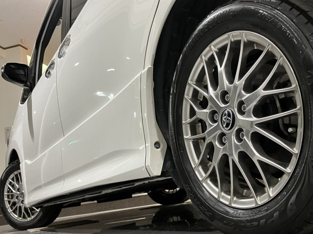 トヨタ ヴォクシー １．８ ハイブリッド ＺＳ 煌ＩＩＩ R3年 (近畿) 99