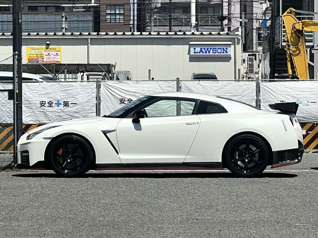 日産 ＧＴ−Ｒ ３．８ ＮＩＳＭＯ ４ＷＤ H29年 (近畿) 99