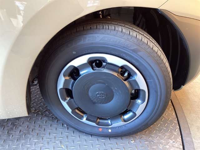 トヨタ シエンタ １．５ Ｚ R8年 (近畿) 99
