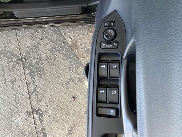 ダイハツ タント ６６０ Ｘ R7年 (近畿) 99