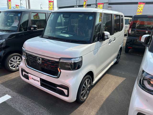 ホンダ Ｎ　ＢＯＸ カスタム ６６０ R8年 (四国) 99