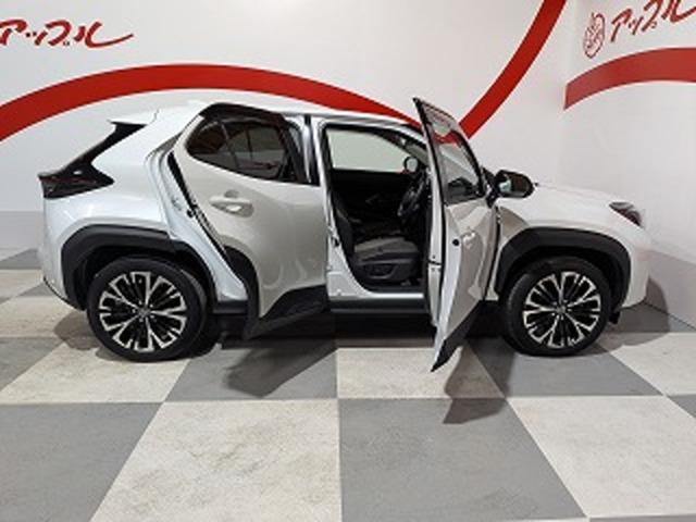 トヨタ ヤリスクロス　ハイブリッド １．５ ハイブリッド Ｚ Ｅ－ＦＯＵＲ ４ＷＤ R7年 (東北) 99