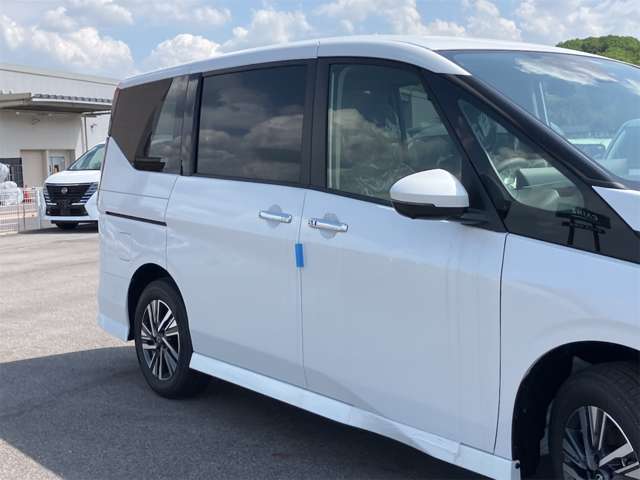 日産 セレナ １．４ Ｅ－ＰＯＷＥＲ ハイウェイスターＶ R8年 (東海) 99