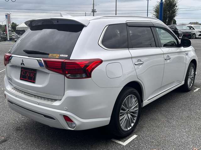 三菱 アウトランダーＰＨＥＶ ２．４ Ｇ ４ＷＤ R1年 (関東) 99