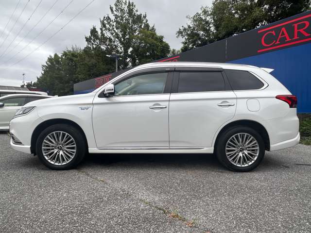 三菱 アウトランダーＰＨＥＶ ２．４ Ｇ ４ＷＤ R1年 (関東) 99