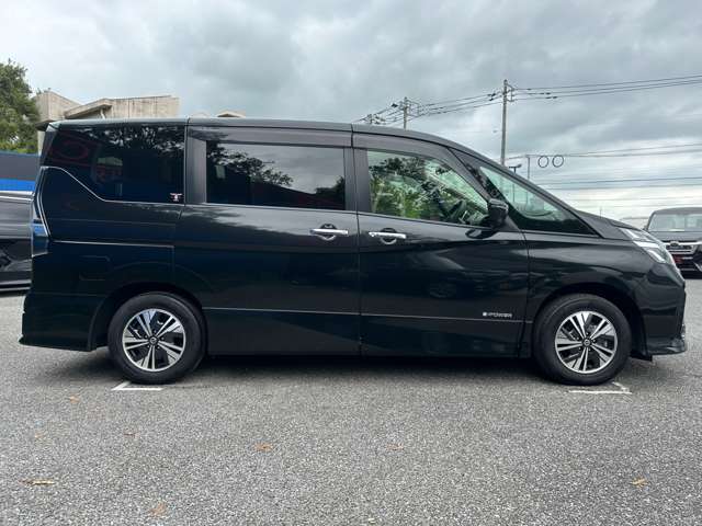 日産 セレナ １．２ Ｅ－ＰＯＷＥＲ ハイウェイスター Ｖ R1年 (関東) 99