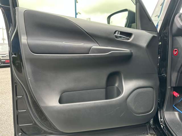 日産 セレナ １．２ Ｅ－ＰＯＷＥＲ ハイウェイスター Ｖ R1年 (関東) 99