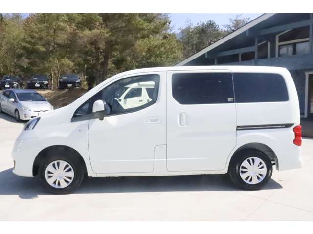 日産 ＮＶ２００バネット ＦＯＣＳ ルソ R8年 (近畿) 99
