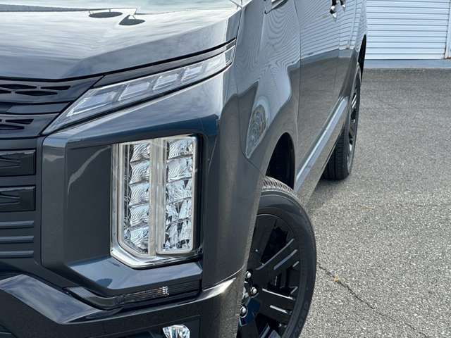 三菱 デリカ　Ｄ：５ ２．２ ブラック エディション ディーゼルターボ ４ＷＤ R7年 (近畿) 99