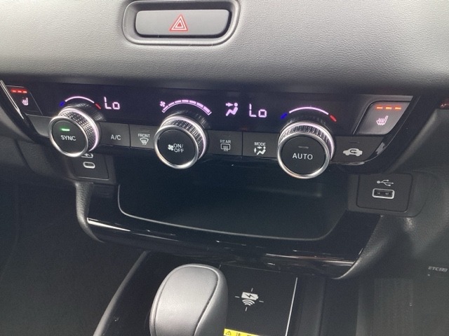 ホンダ ヴェゼル １．５ Ｅ：ＨＥＶ ＲＳ R7年 (近畿) 99