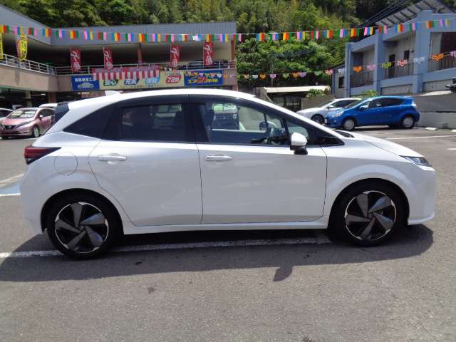 日産 ノートオーラ １．２ Ｇ R5年 (九州・沖縄) 99