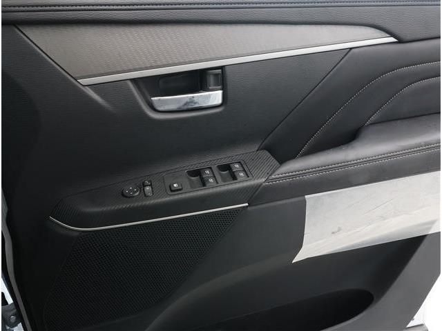 三菱 デリカ　Ｄ：５ ２．２ Ｐ ディーゼルターボ ４ＷＤ R8年 (東海) 99