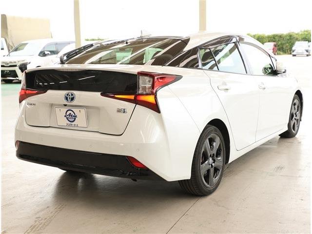 トヨタ プリウス １．８ Ｓ ツーリングセレクション ブラックエディション R3年 (東海) 99