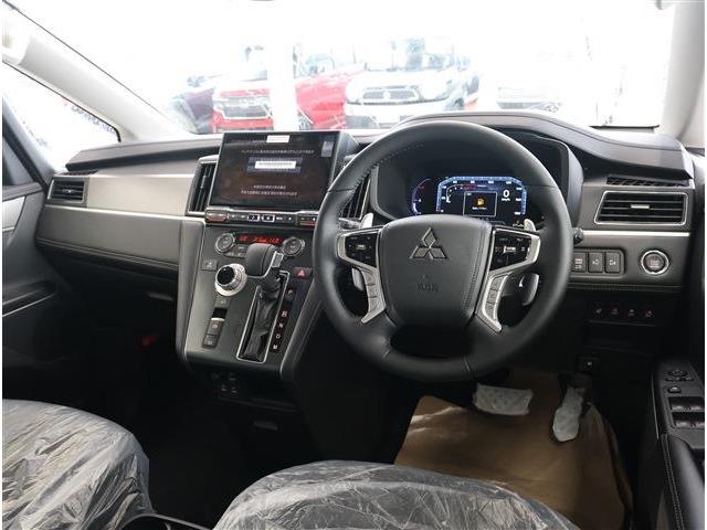 三菱 デリカ　Ｄ：５ ２．２ Ｐ ディーゼルターボ ４ＷＤ R8年 (東海) 99