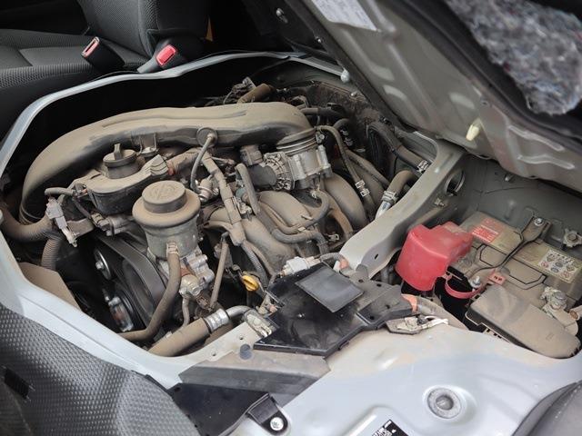 トヨタ ハイエースバン ロングＤＸバン ９人乗 R3年 (東海) 99