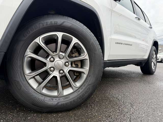 ジープ グランドチェロキー リミテッド ４ＷＤ H27年 (東海) 99