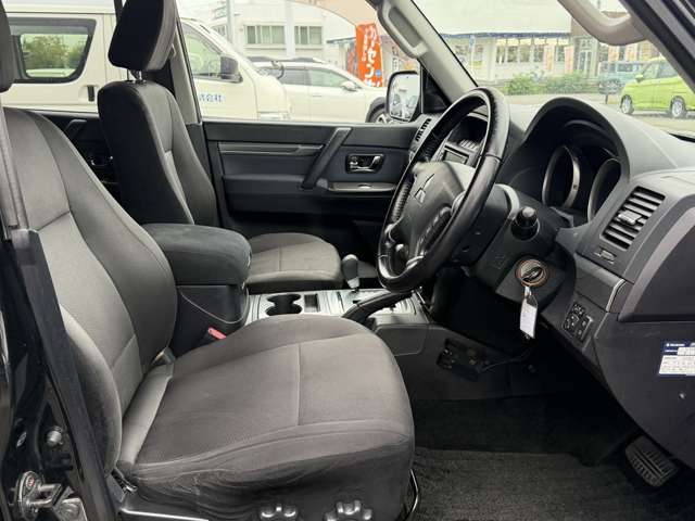三菱 パジェロ ３．２ ロング エクシード ディーゼルターボ ４ＷＤ H22年 (東海) 99