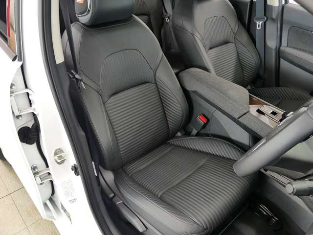 日産 ノートオーラ １．２ Ｇ レザーエディション R4年 (東海) 99
