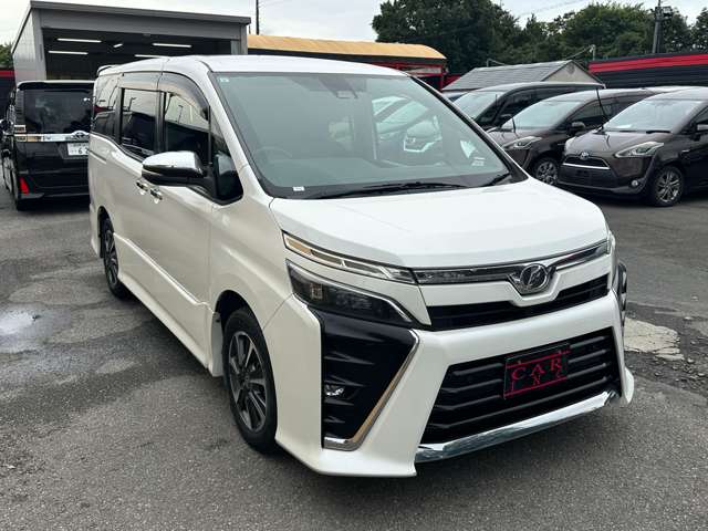 トヨタ ヴォクシー ２．０ ＺＳ 煌ＩＩ R1年 (関東) 99