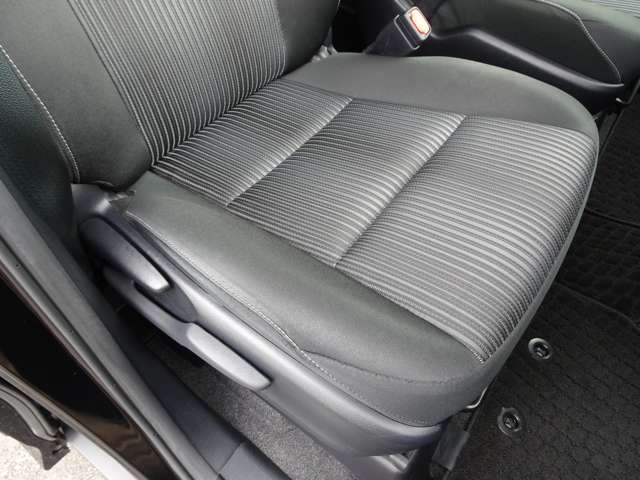 トヨタ ヴォクシー ２．０ ＺＳ 煌ＩＩ R2年 (関東) 99