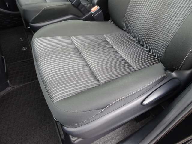 トヨタ ヴォクシー ２．０ ＺＳ 煌ＩＩ R2年 (関東) 99