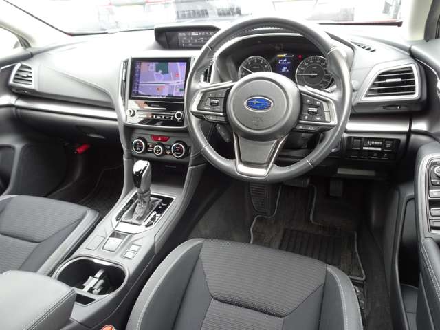 スバル インプレッサスポーツ ２．０ Ｉ－Ｌ アイサイト ４ＷＤ H29年 (関東) 99