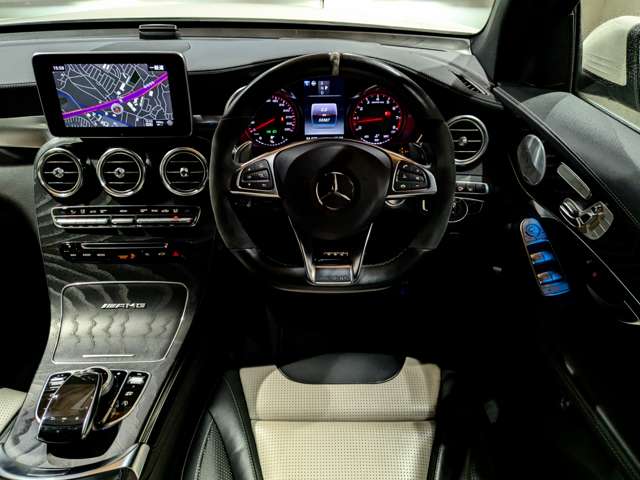 ＡＭＧ ＧＬＣ ６３ Ｓ ４マチックプラス ４ＷＤ R1年 () 99