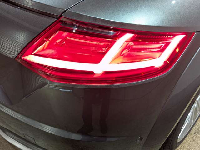 アウディ ＴＴＳ ２．０ ４ＷＤ H28年 () 99