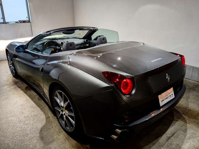 フェラーリ カリフォルニア Ｆ１ ＤＣＴ H21年 () 99