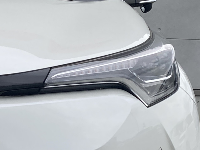 トヨタ Ｃ−ＨＲ ハイブリッド １．８ Ｇ モード ネロ R1年 (四国) 99