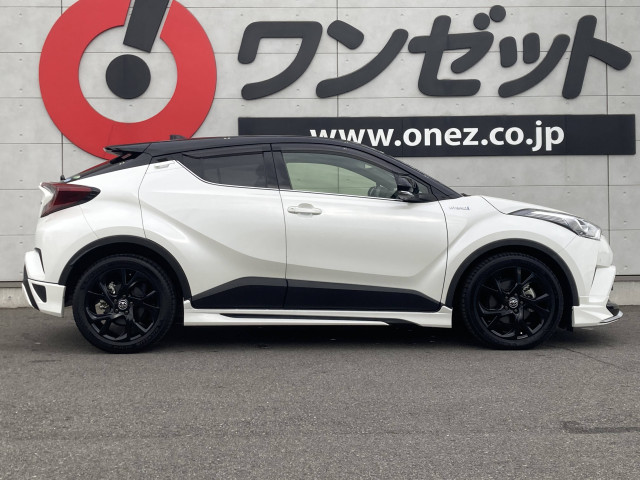 トヨタ Ｃ−ＨＲ ハイブリッド １．８ Ｇ モード ネロ R1年 (四国) 99