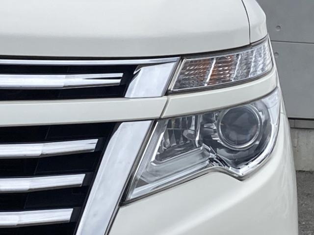 日産 エルグランド ２．５ ２５０ハイウェイスター プレミアム H30年 (四国) 99