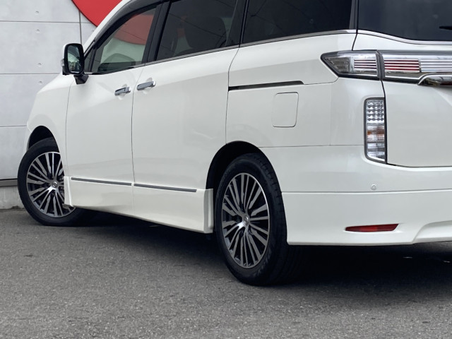 日産 エルグランド ２．５ ２５０ハイウェイスター プレミアム H30年 (四国) 99