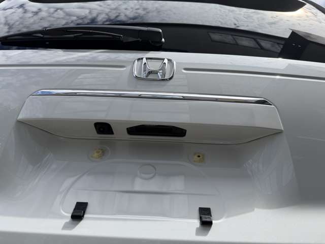 ホンダ Ｎ　ＢＯＸ カスタム ６６０ ４ＷＤ R8年 () 99