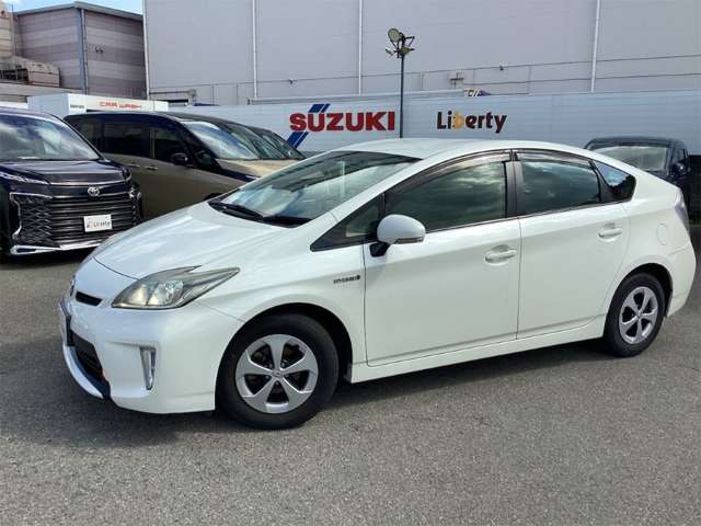トヨタ プリウス １．８ Ｓ H25年 (近畿) 99
